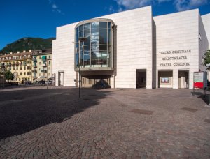 Vereinigte Bühnen Bozen im Stadttheater, Bozen Vereinigte Bühnen Bozen im Stadttheater, Bozen